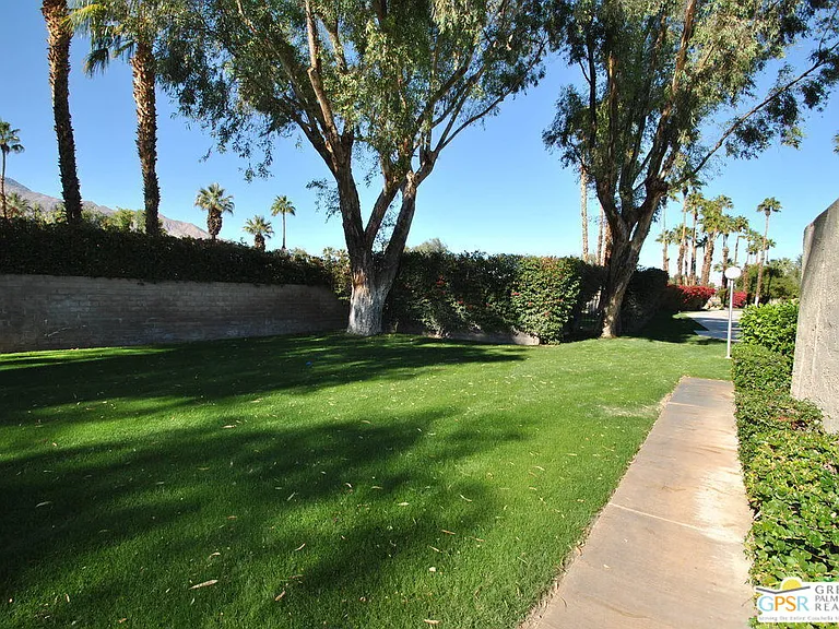 1751 E Sandalwood Dr — Photo 4