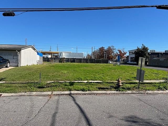 1st image of 1701 Generes Dr
