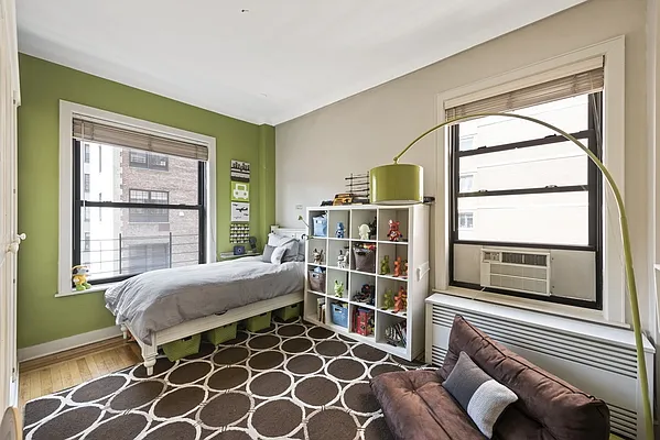 Sold by Nest Seekers International | media 15