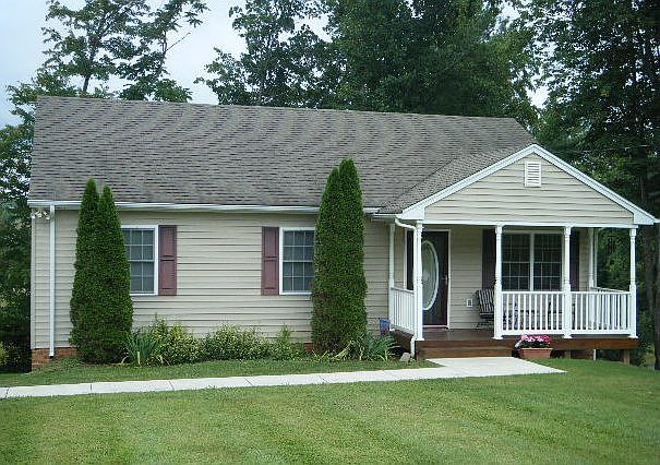 2nd image of 168 Myrtle Ln