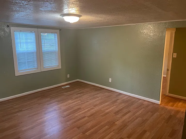122 Jellico Ln — Photo 8