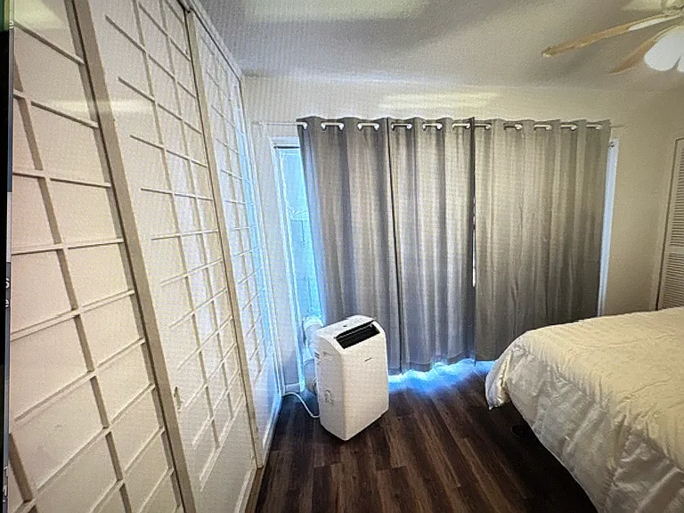 Portable AC