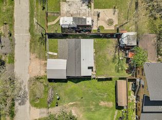 4110 Fuqua St, Bacliff, TX 77518