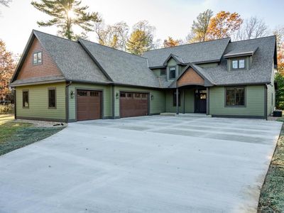 N7825 N Cherokee Circle, New Lisbon, WI, 53950