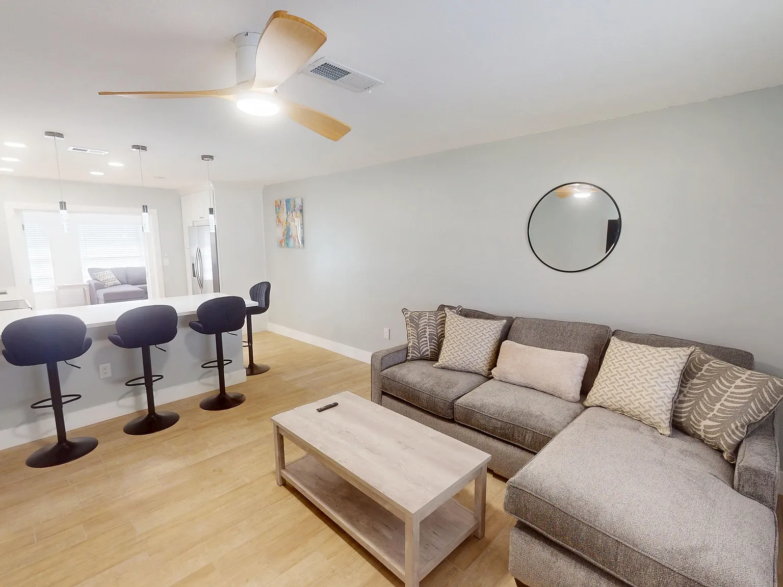 2 bed, 1150 sqft, $2,000 — Photo 4