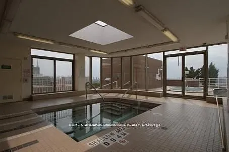 1055 Bay St #809 — Photo 3