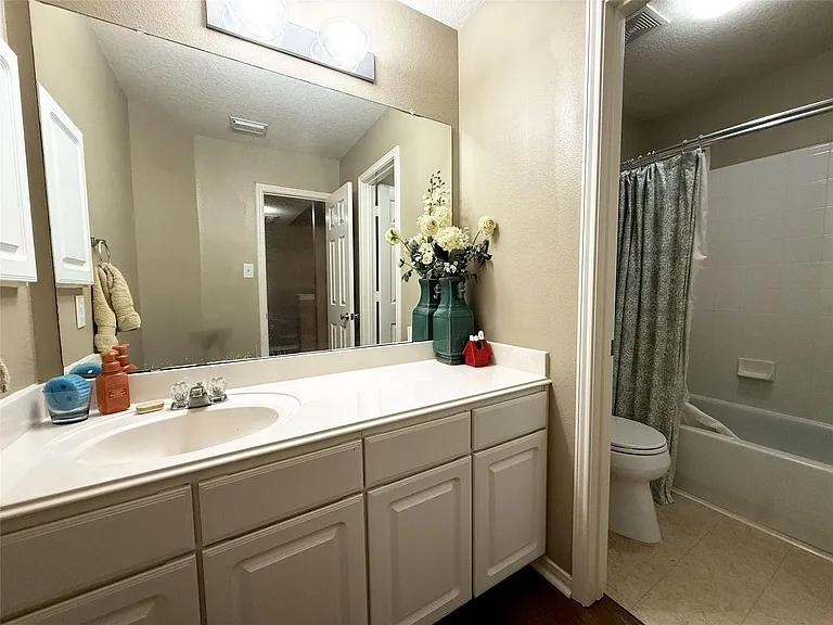 18507 Alemarble Oak St — Photo 17