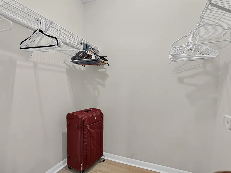 65 Pelican Pointe Dr #2030 — Photo 32
