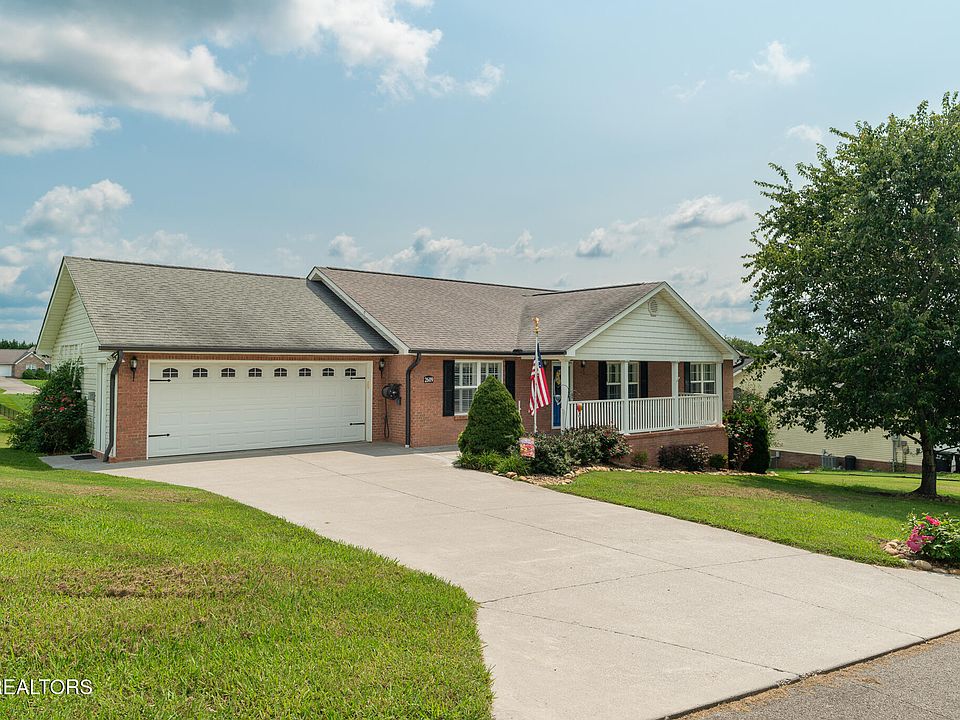 1st image of 2609 Covington Cir