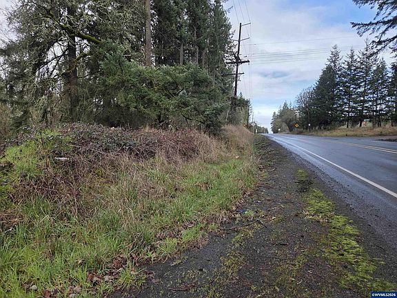 2nd image of 33058 Brewster Rd