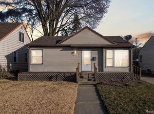 2405 Kalama Ave, Royal Oak, MI 48067