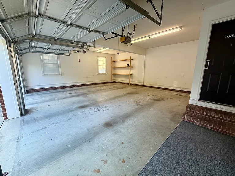 4036 Jaback Dr — Photo 11