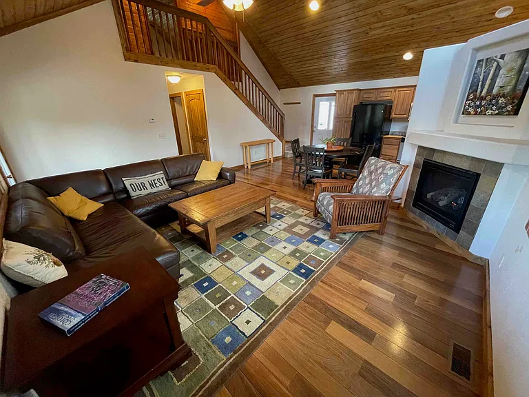 511 N Aspen St — Photo 7