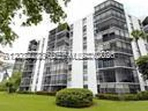20500 W Country Club Dr APT 711, Aventura, FL 33180