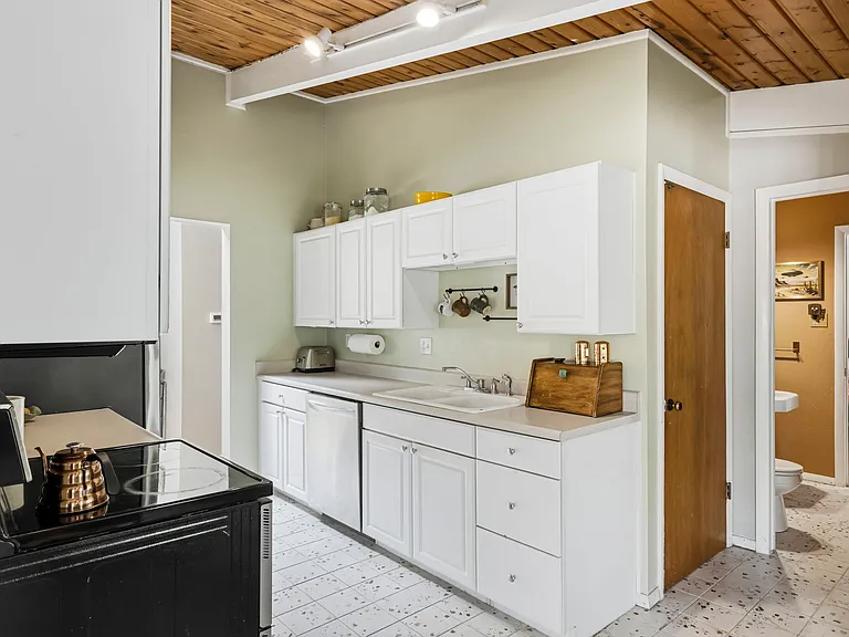 1321 Eagle View Dr — Photo 12