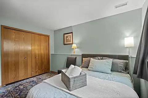 4 bed, 1822 sqft, $3,700 — Photo 4