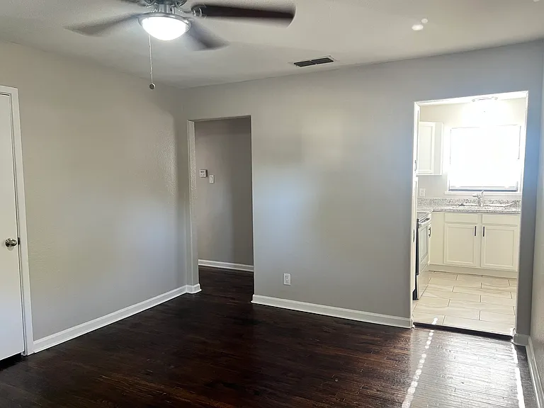 119 Nichols St — Photo 2