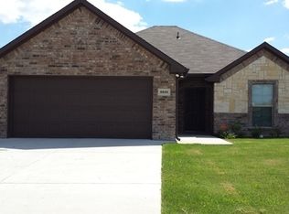 8801 Kiowa Dr, Greenville, TX 75402