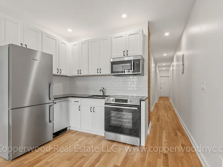 55 E 95th St #A4 — Photo 3