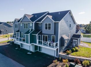 92 Stillwater Cir #12, Somersworth, NH 03878