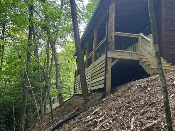1999 Carefree Cove Road, Zionville, NC 28698
