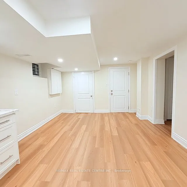 2 bed, $1,950 — Photo 3