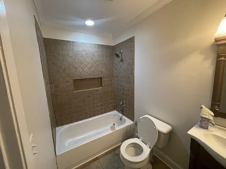 902 Old Lower Mill Rd — Photo 10