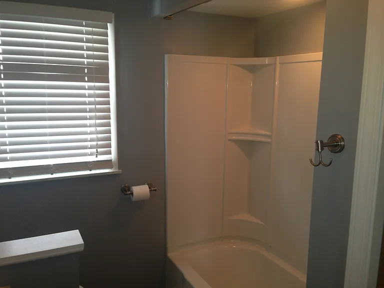 2201 N Salisbury St — Photo 15