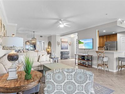 3163 Serena LN #101, Naples, FL, 34114