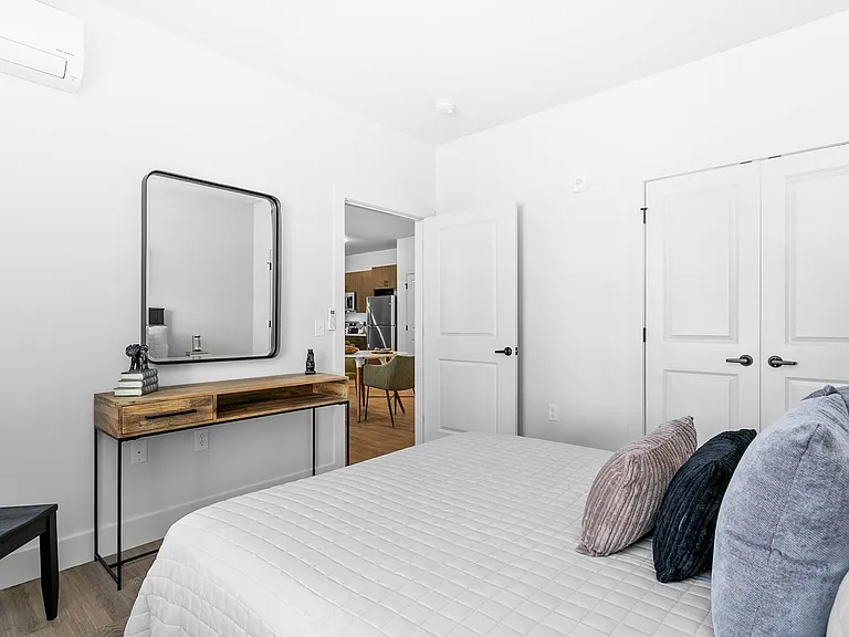 The Pike Apartments — Photo 10