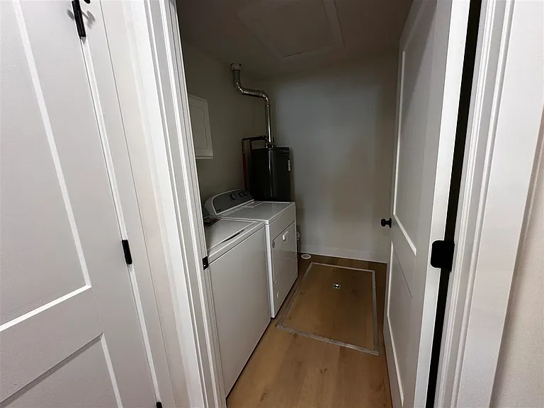 530 State St #530B — Photo 13