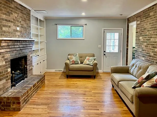 4739 Mimosa St — Photo 3