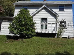 522 Hazen Ave, Ellwood City, PA 16117