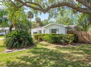 1935 5th Ave, Vero Beach, FL 32960