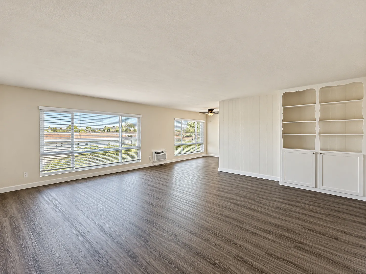 2 bed, 1250 sqft, $2,660 — Photo 2