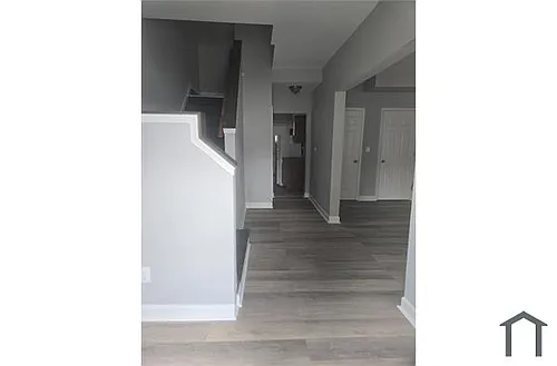 3021 Wolcott Ave Photo 1