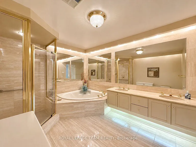 1480 Riverside Dr #205 — Photo 17
