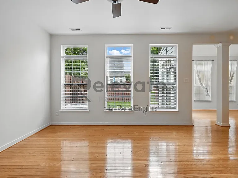 4321 Meredith Creek Dr — Photo 12