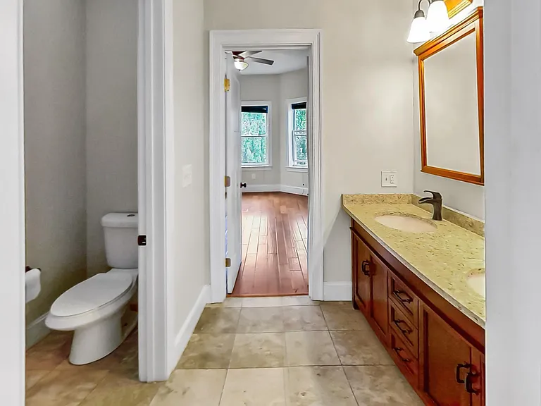 19 Caldwell St #1 — Photo 15