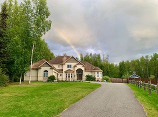 21223 Polly Cir, Chugiak, AK 99567