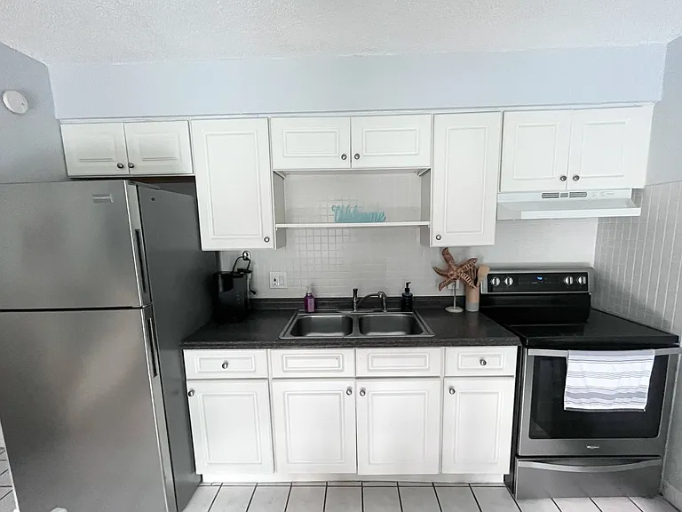 4215 E Bay Dr #1701C — Photo 5