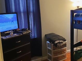 52 Wells St, Manchester, CT 06040