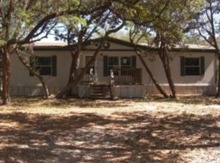 143 Stolles Dr, Pipe Creek, TX 78063