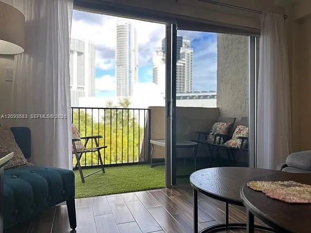 The Isles Condo — Photo 4