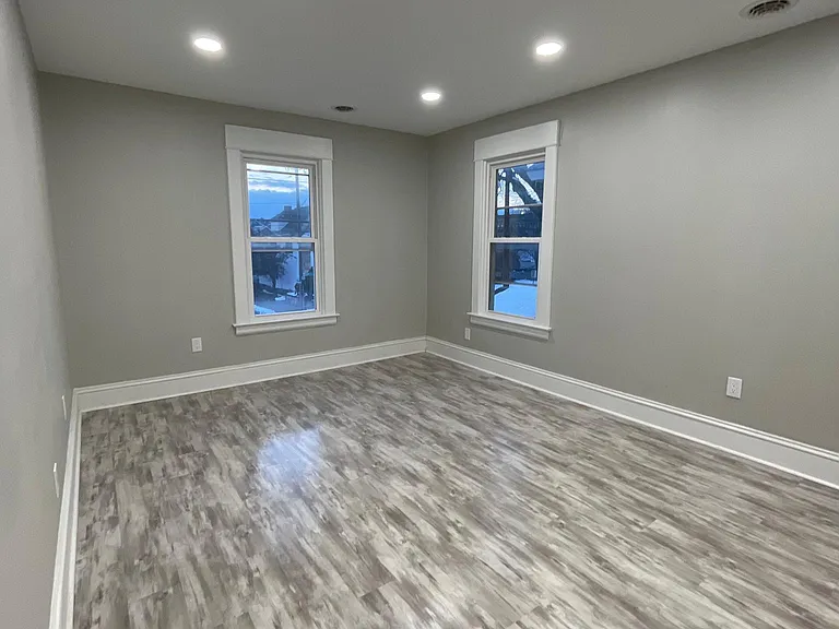 1425 State St #2 — Photo 31
