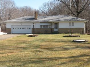 331 Bonnie Brae Rd, Vienna, OH 44473