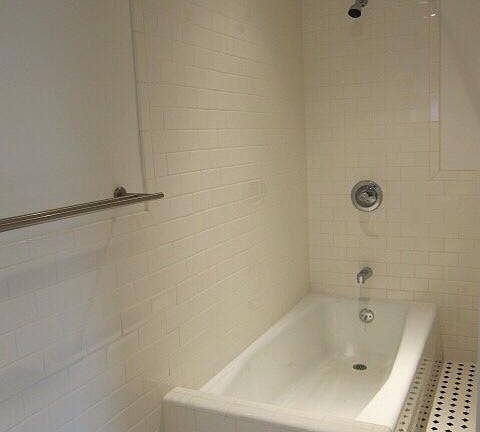 4th image of 409 22nd Ave