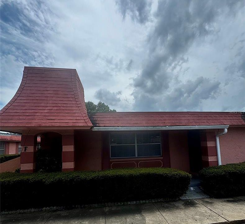 1st image of 2929 W OAK RIDGE ROAD #F4