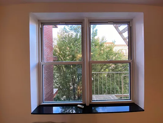 Rented by Oxford Property Group | media 10