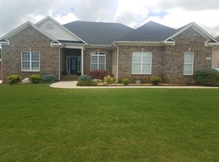 126 Spearpoint Ln, Meridianville, AL 35759